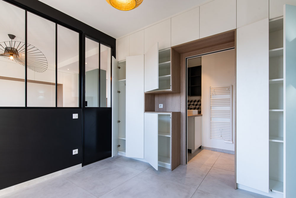 Aménagement sur-mesure d’un appartement contemporain à Grenoble